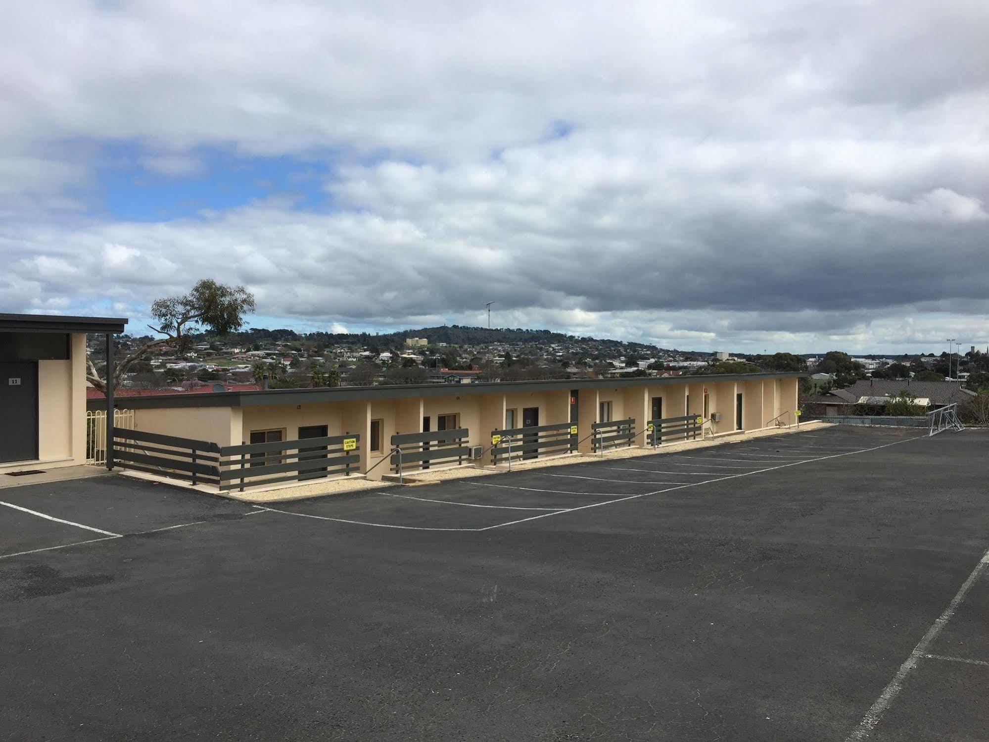 Blue Lake Motel Mount Gambier Eksteriør bilde